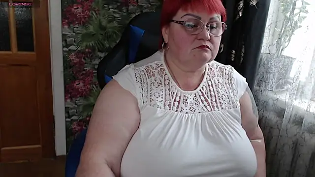 Snapshot of Goddess57 chatting on 03/08/25, 11:58 Goddess57 online show from 03/08/25, 11:58