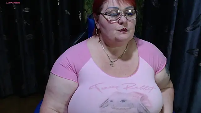 Snapshot of Goddess57 chatting on 03/16/25, 03:39 Goddess57 online show from 03/16/25, 03:39