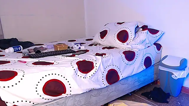 Snapshot of Logan_cocky chatting on 01/17/25, 07:19 Logan cocky online show from 01/17/25, 07:19