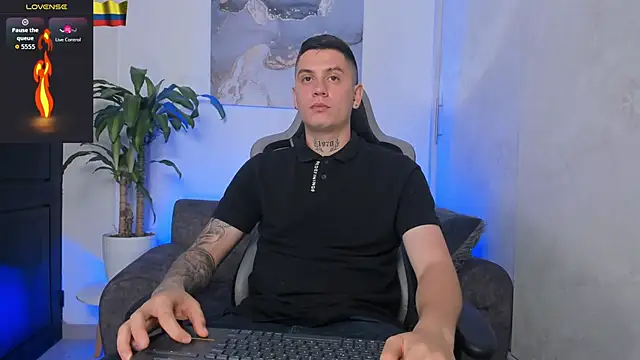 Yeiko Romero  online show from 01/11/26, 10:48