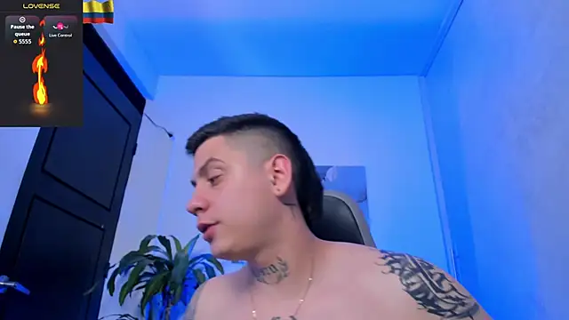 Yeiko Romero  online show from 01/18/26, 09:13