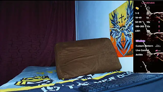 Thomass00 online show from 10/24/25, 12:19