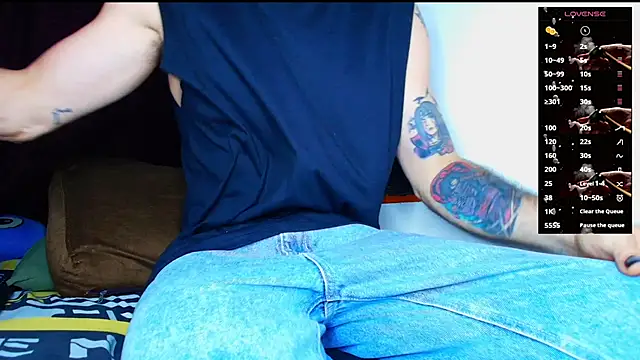 Thomass00 online show from 11/23/25, 02:11