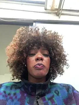 TIFFANYYSTAR online show from 01/17/25, 02:28