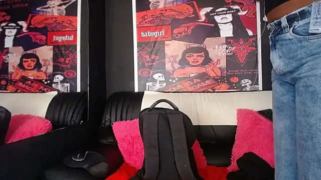 TIFFANYYSTAR online show from 02/06/25, 08:02