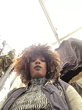 TIFFANYYSTAR online show from 02/28/25, 01:36