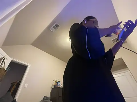 wynterheat online show from 11/03/25, 01:08