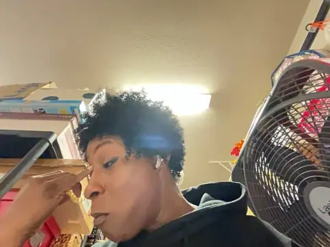 wynterheat online show from 11/10/25, 03:27