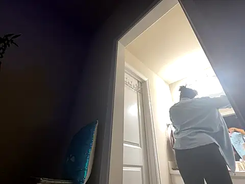 wynterheat online show from 11/20/25, 01:33