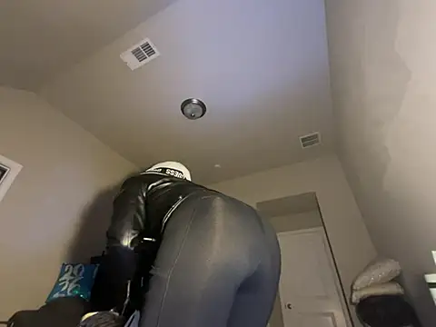 wynterheat online show from 01/19/26, 07:56