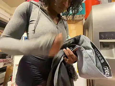 wynterheat online show from 03/12/26, 03:45