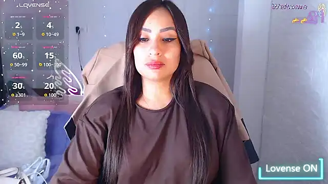 Snapshot of Paulina_627 chatting on 07/04/26, 04:57 Paulina 627 online show from 07/04/26, 04:57