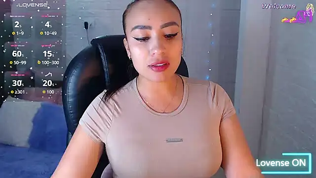 Snapshot of Paulina_627 chatting on 07/14/26, 05:51 Paulina 627 online show from 07/14/26, 05:51