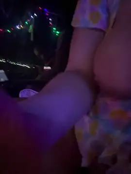 Snapshot of MonicaEGY chatting on 10/23/25, 01:27 MonicaEGY online show from 10/23/25, 01:27