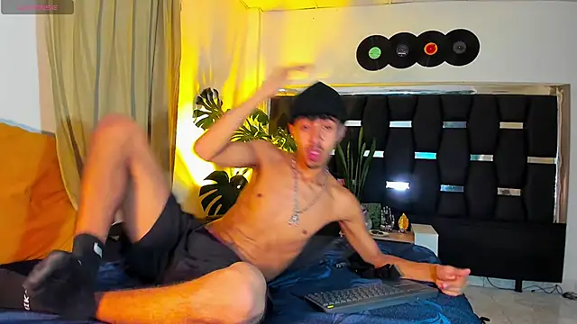 RyanRizzo online show from 02/22/25, 09:37