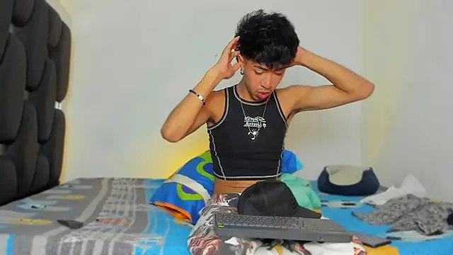 RyanRizzo online show from 11/11/25, 05:13