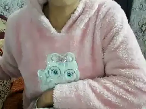 Snapshot of aarjulove chatting on 01/03/25, 04:16 aarjulove online show from 01/03/25, 04:16