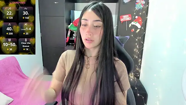 Emilytafur online show from 12/31/24, 01:15