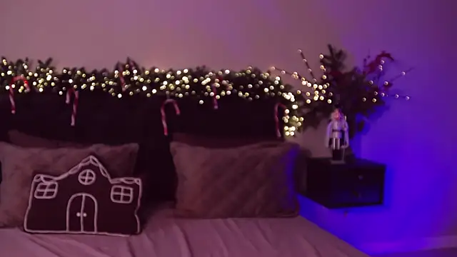 Snapshot of Denise_Garciia chatting on 01/10/25, 12:15 Denise Garciia online show from 01/10/25, 12:15