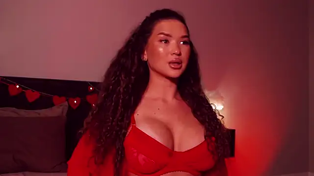 Snapshot of Denise_Garciia chatting on 02/18/25, 03:21 Denise Garciia online show from 02/18/25, 03:21