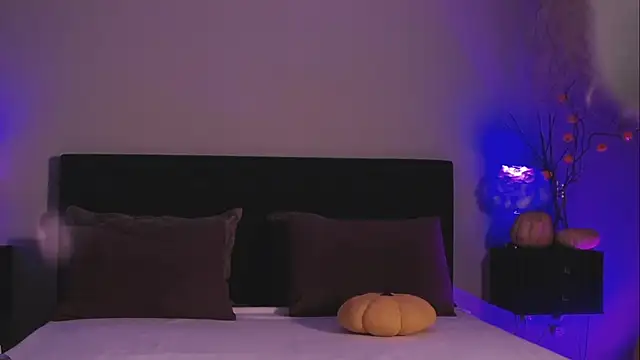 Snapshot of Denise_Garciia chatting on 10/10/25, 01:21 Denise Garciia online show from 10/10/25, 01:21