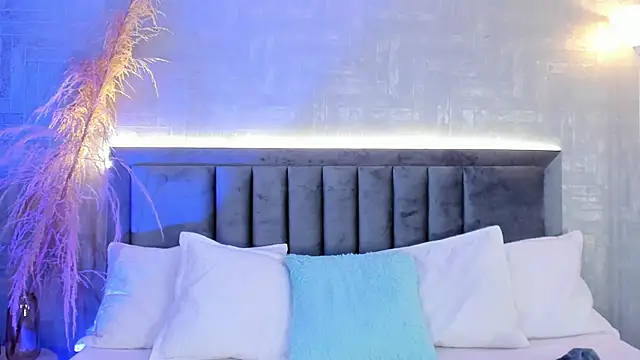 GaiaBaker online show from 11/12/25, 04:18