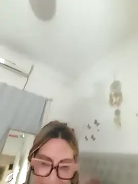 lolavalecuatro online show from 03/13/26, 11:11