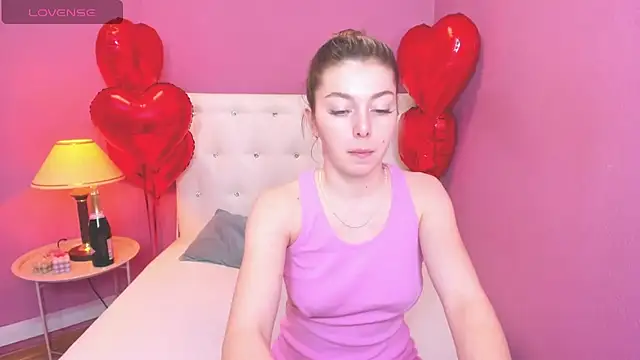 Snapshot of MollyMeltorr chatting on 02/11/25, 04:11 MollyMeltorr online show from 02/11/25, 04:11
