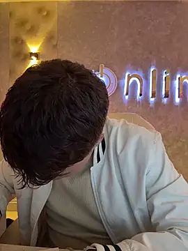 Logan smith1 online show from 02/07/26, 05:33