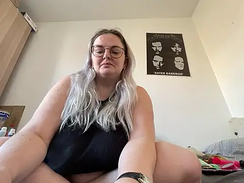 ofeefox online show from 03/19/25, 03:08