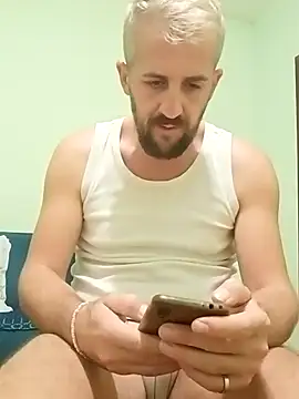 GrofLicno online show from 10/31/25, 10:33