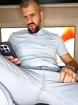 GrofLicno online show from 11/17/25, 07:08