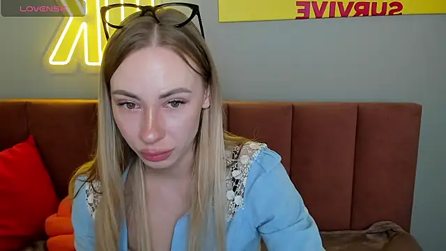 Diana Garrett online show from 04/07/26, 02:01