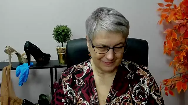 IrisDream online show from 12/19/24, 07:18