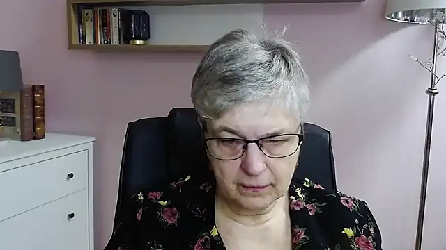 IrisDream online show from 12/23/24, 07:28