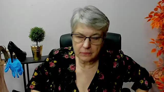 IrisDream online show from 01/13/25, 01:49