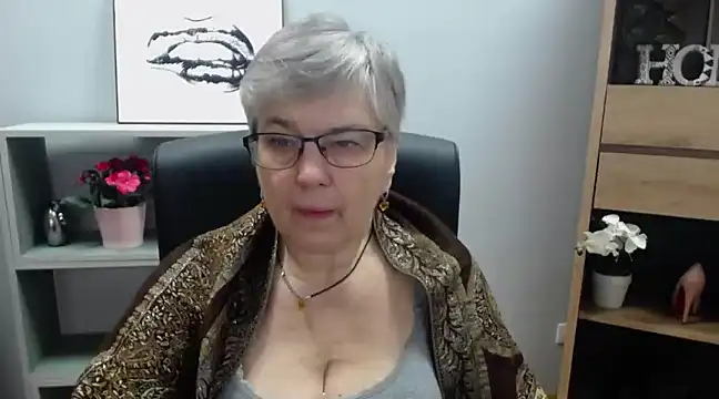 IrisDream online show from 01/17/25, 10:11