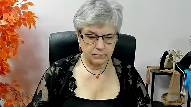 IrisDream online show from 09/25/25, 06:17