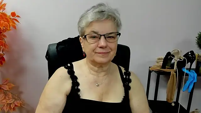 IrisDream online show from 10/08/25, 06:22