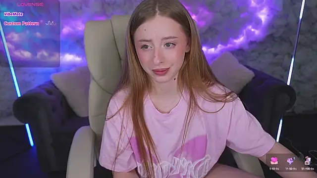 Snapshot of SilverrMoon chatting on 03/21/25, 02:50 SilverrMoon online show from 03/21/25, 02:50