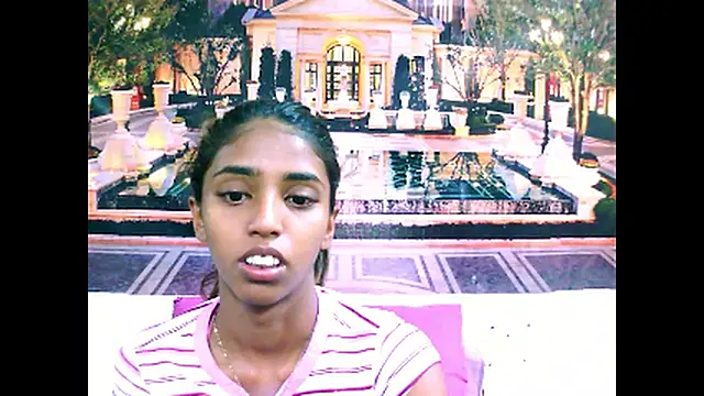 Snapshot of IndianSexySlender chatting on 01/04/25, 05:27 IndianSexySlender online show from 01/04/25, 05:27