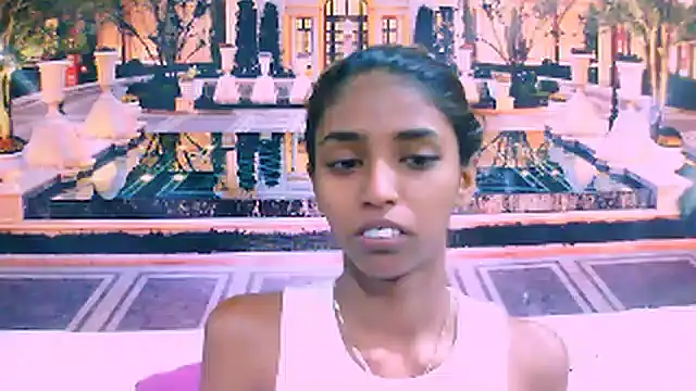 Snapshot of IndianSexySlender chatting on 01/09/25, 05:55 IndianSexySlender online show from 01/09/25, 05:55