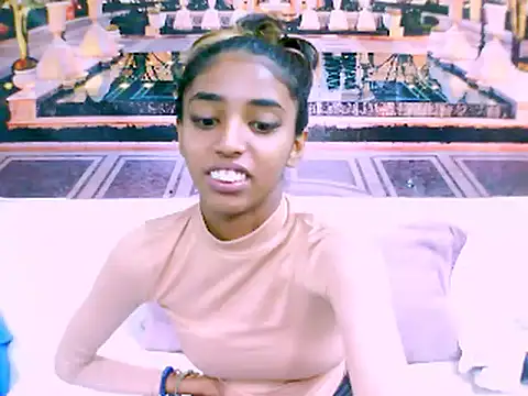 Snapshot of IndianSexySlender chatting on 02/10/25, 06:20 IndianSexySlender online show from 02/10/25, 06:20