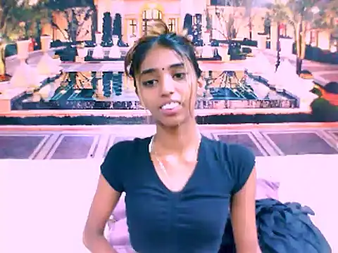 Snapshot of IndianSexySlender chatting on 02/13/25, 05:58 IndianSexySlender online show from 02/13/25, 05:58