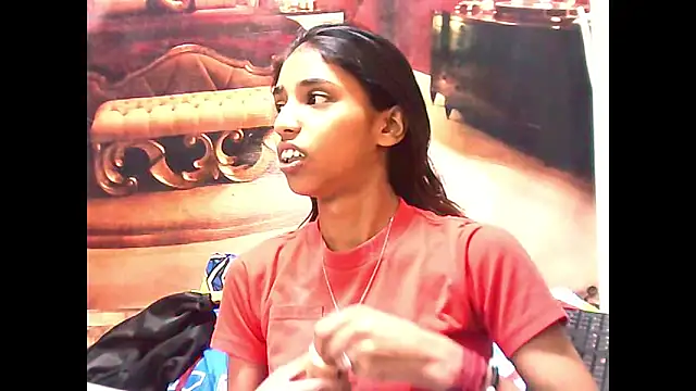 Snapshot of IndianSexySlender chatting on 10/21/25, 05:41 IndianSexySlender online show from 10/21/25, 05:41