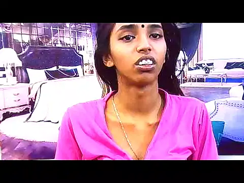 Snapshot of IndianSexySlender chatting on 11/15/25, 05:16 IndianSexySlender online show from 11/15/25, 05:16