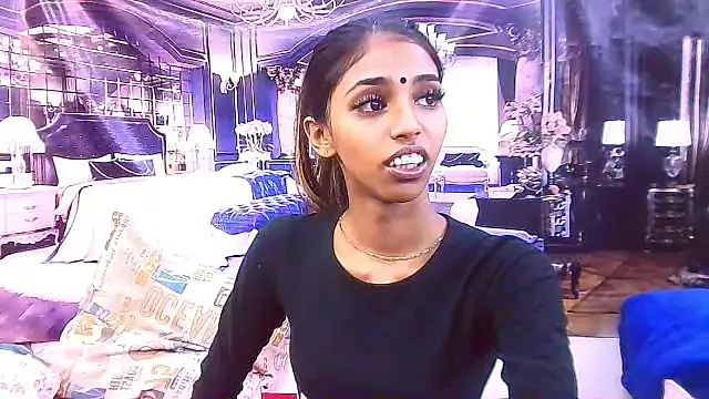 Snapshot of IndianSexySlender chatting on 12/02/25, 05:13 IndianSexySlender online show from 12/02/25, 05:13