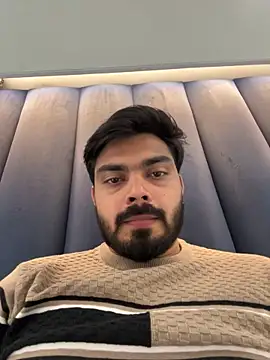 Snapshot of hotboysammy chatting on 02/02/25, 06:04 hotboysammy online show from 02/02/25, 06:04