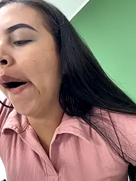 iiris  online show from 11/28/25, 03:47