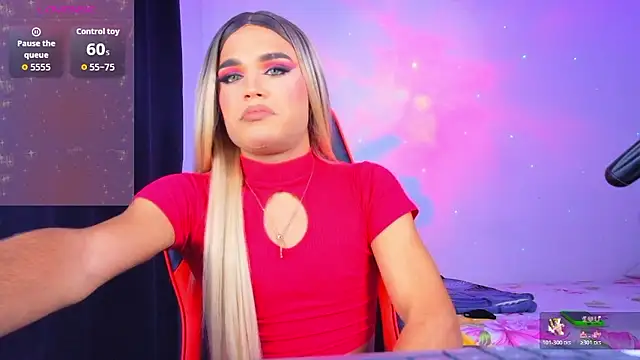 Snapshot of AllisonsweetZ chatting on 01/13/26, 05:07 AllisonsweetZ online show from 01/13/26, 05:07